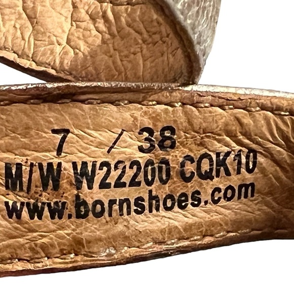 Born Wedge Sandals Women's Size 7 Silver Flower Metallic Platform Sandal - Picture 7 of 10